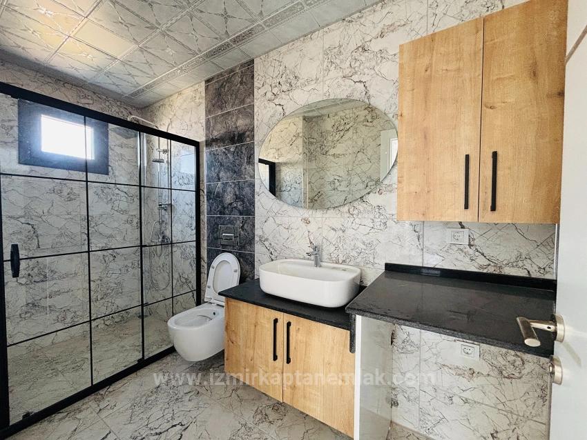 İzmir Seferihisar Akarca Mahallesi’nde  Deniz Manzaralı Doğalgazlı  3+1 Müstakil Yazlık Vi