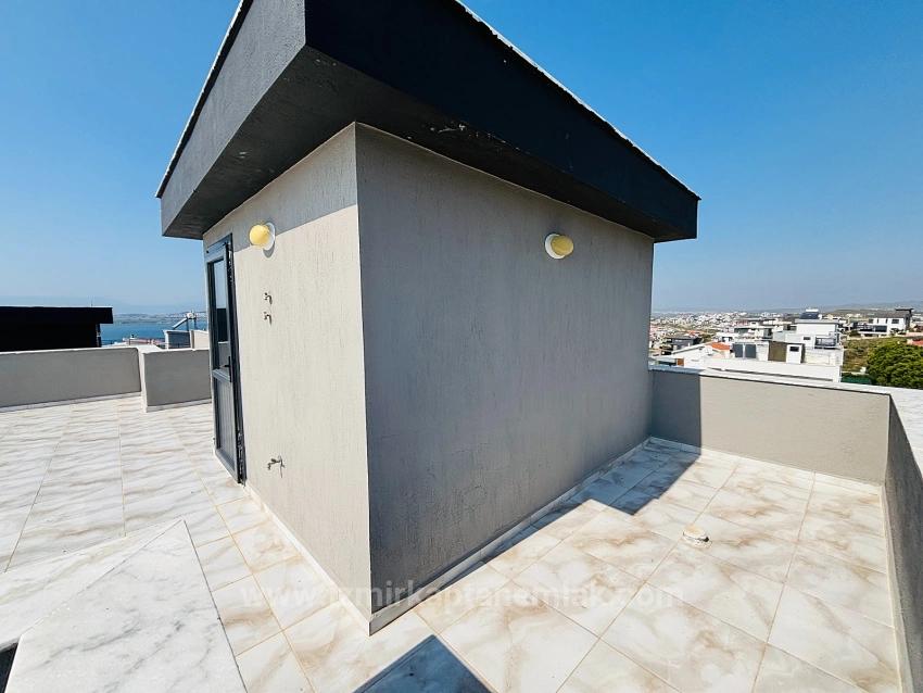 İzmir Seferihisar Akarca Mahallesi’nde  Deniz Manzaralı Doğalgazlı  3+1 Müstakil Yazlık Vi