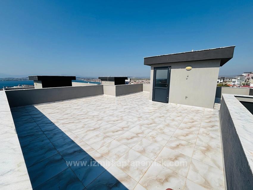 İzmir Seferihisar Akarca Mahallesi’nde  Deniz Manzaralı Doğalgazlı  3+1 Müstakil Yazlık Vi