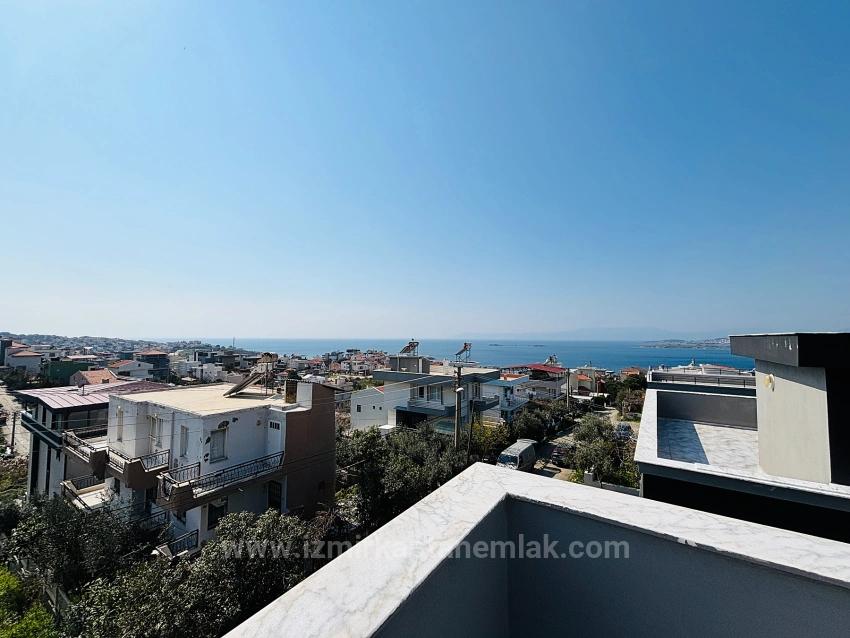 İzmir Seferihisar Akarca Mahallesi’nde  Deniz Manzaralı Doğalgazlı  3+1 Müstakil Yazlık Vi