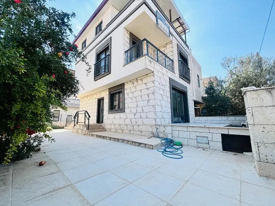 İzmir Seferihisar Cumhuriyet Mahallesi’nde 5+1 Satılık Müstakil Villa