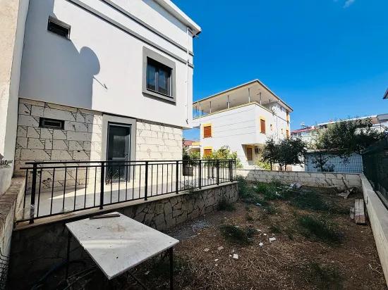 İzmir Seferihisar Cumhuriyet Mahallesi’nde 5+1 Satılık Müstakil Villa