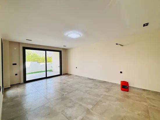 İzmir Seferihisar Mersinalanı Mahallesi’nde Havuzlu Sitede 10 Adet 3+1 Satılık Villa
