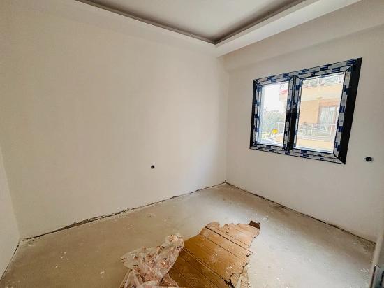 İzmir Seferihisar Hıdırlık’da Güzel Konumda 1+1 Ara Kat Daire