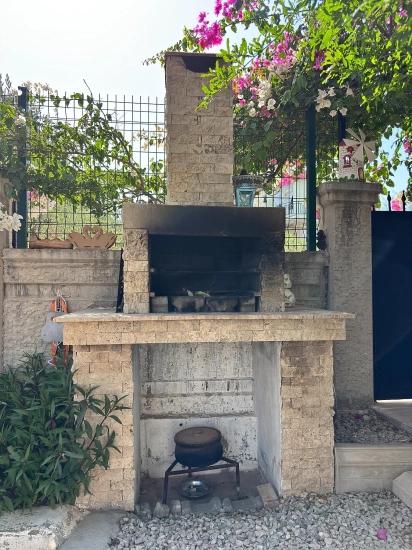 İzmir Seferihisar Cumhuriyet Mahallesi’nde 310 m² İçerisinde satılık 3+1 dubleks villa
