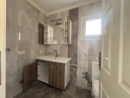 İzmir Seferihisar Bengiler Mahallesi’nde geniş bahçeli denize 20m 3+1 kiralık villa