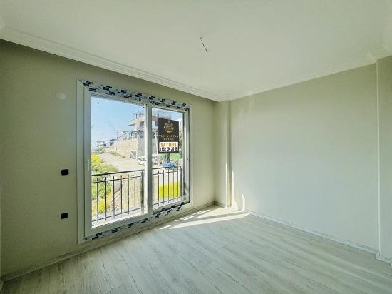 Doğanbey Atatürk Mahallesi Deniz Manzaralı Bahçeli Satılık 3+1 Villa