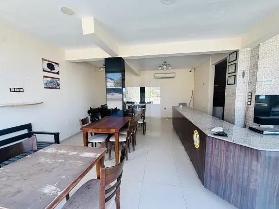 İzmir Seferihisar Bengiler Mahallesi’nde Cadde Üzerinde Kiralık Dükkan
