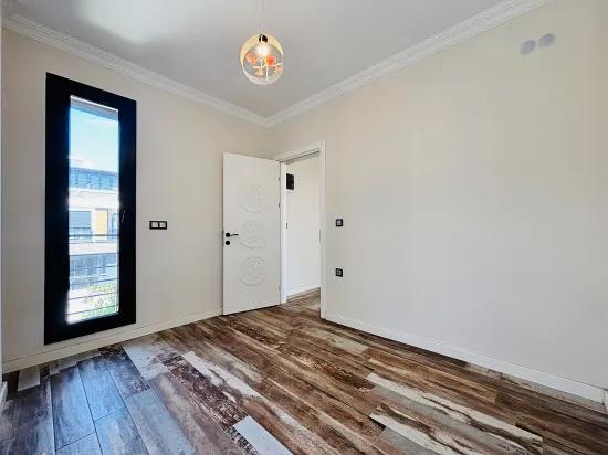 İzmir Seferihisar Payamlı Mahallesi’nde Denize Sıfır 4+1 Müstakil Villa
