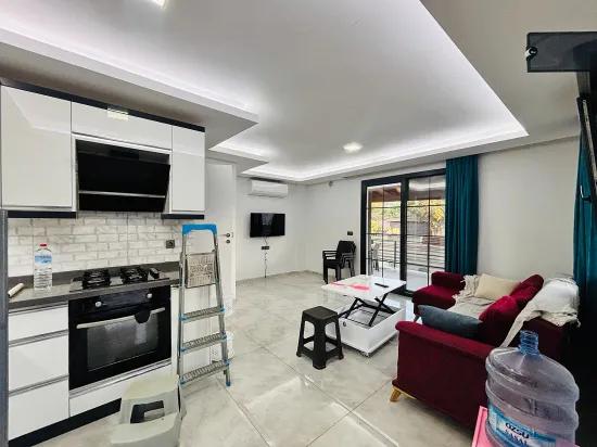İzmir Seferihisar Payamlı Mahallesi’nde Bahçeli Full Eşyalı 2+1 Kiralık Villa