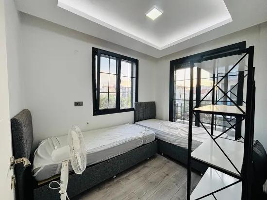 İzmir Seferihisar Payamlı Mahallesi’nde Bahçeli Full Eşyalı 2+1 Kiralık Villa
