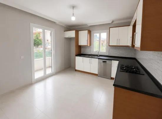 İzmir Menderes Fevzi Çakmak Mahallesi’nde Ara Kat 3+1 Kapalı Mutfaklı Daire