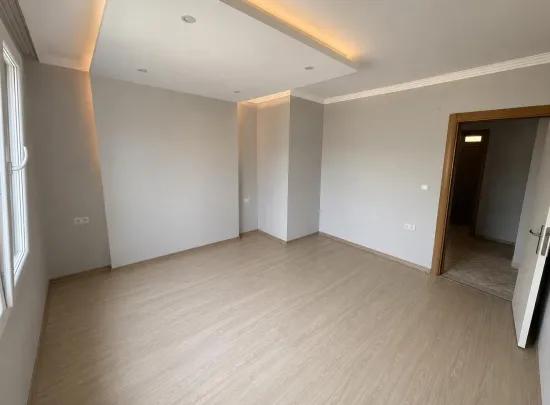 İzmir Menderes Fevzi Çakmak Mahallesi’nde Ara Kat 3+1 Kapalı Mutfaklı Daire