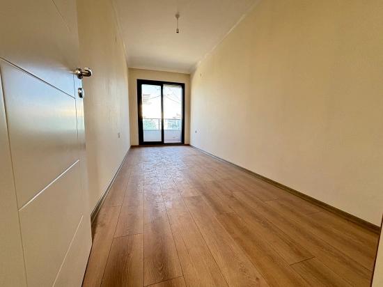 Seferihisar Doğanbey Merkezde Geniş Yapılı Ferah 3+1 Satılık Villa