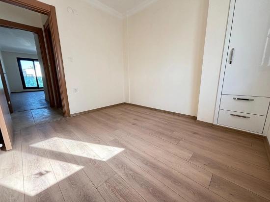 Seferihisar Doğanbey'de Plaja 500 M Otoparklı Bahçeli 3+1 Satılık Villa