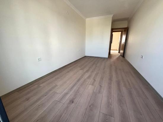 Seferihisar Doğanbey'de Plaja 500 M Otoparklı Bahçeli 3+1 Satılık Villa