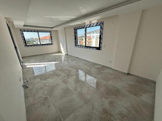 Seferihisar Camikebir’de 2+1 Kapalı Mutfak Çatı Katı Daire