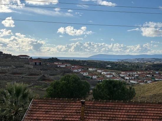  Izmir Seferihisar Tepecik Mahallesi’nde Deniz Manzaralı 2+1 Müstakil Villa