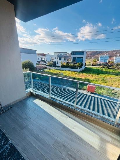 Her Odasında Ebeveyn Banyosu Bulunan Geniş Bahçeli 3+1 Müstakil Villa