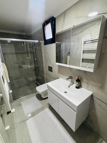 Her Odasında Ebeveyn Banyosu Bulunan Geniş Bahçeli 3+1 Müstakil Villa