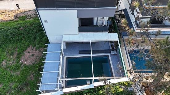 İzmir Seferihisar Cumhuriyet Mahallesi’nde Havuzlu 3+1 Satılık Villa