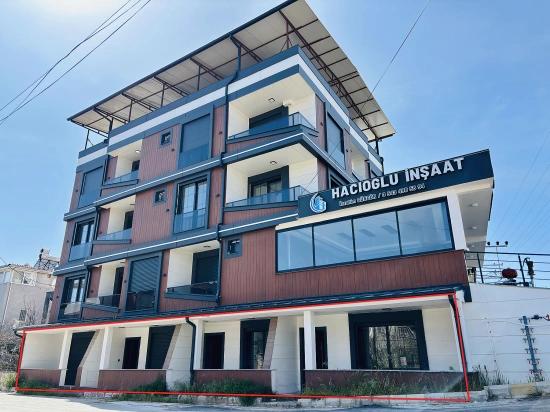 İzmir Seferihisar Payamlı Mahallesi Deniz Sokağında Yenilenmiş 1+1 Düz Ayak Satılık Daire