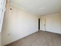 İzmir Seferihisar Bengiler’de Çarşı Merkezinde 2+1 Satılık Daire