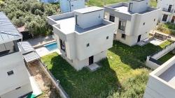 Seferihisar Doğanbey Cumhuriyet Mah. Satılık 3+1 Müstakil Ev - 150 m²