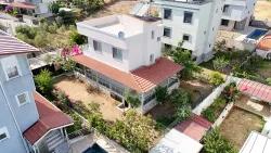 Seferihisar Doğanbey Cumhuriyet Mah. Satılık 3+1 Müstakil ev - 170 m²