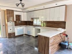 Seferihisar Payamlı Merkezde Müstakil Ferah Yapılı Satılık 3+1 Villa