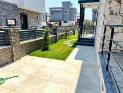 Doğanbeyde 300M2 Brüt Bağımsız Havuzlu Geniş Satılık 3+1 Villa