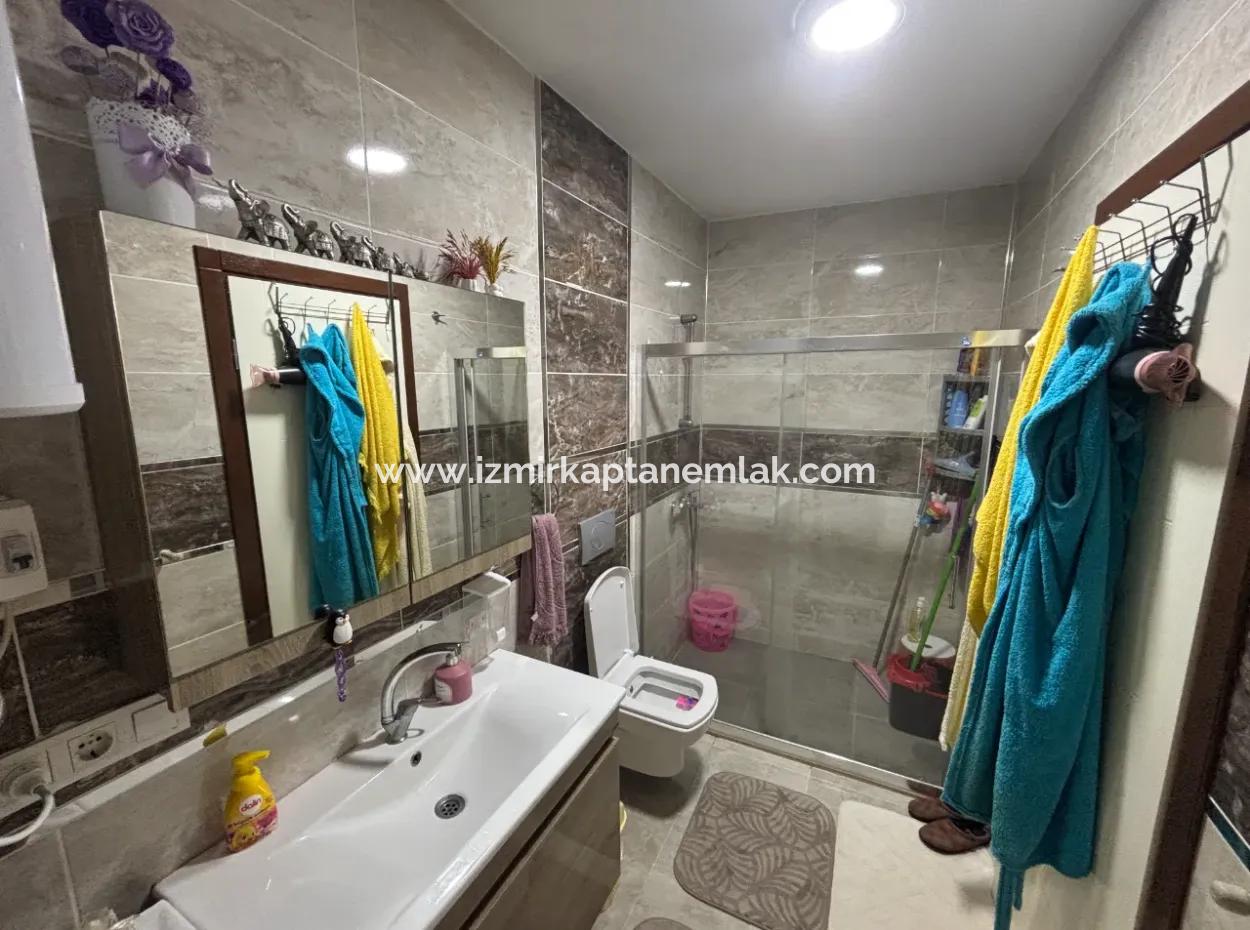 Seferihisar Mersinalanında  Deniz Manzaralı 2+1 Daire