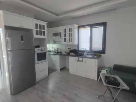 Ürkmezin En İşlek Yerinde Geniş Satılık Kupon Dükkan