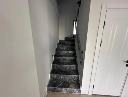 İzmir Seferihisar Payamlı Mah Denize 500 Mt 3+1 Trıbleks Yazlık