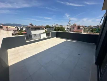 İzmir Seferihisar Payamlı Mah Denize 500 Mt 3+1 Trıbleks Yazlık