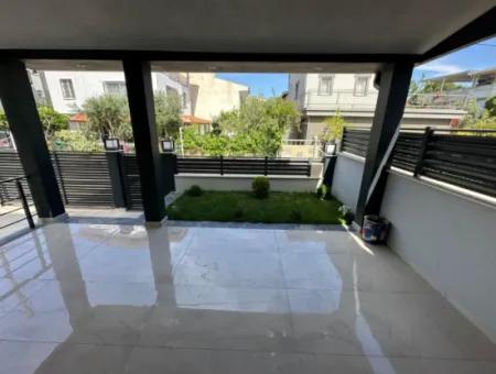 İzmir Seferihisar Payamlı Mah Denize 500 Mt 3+1 Trıbleks Yazlık
