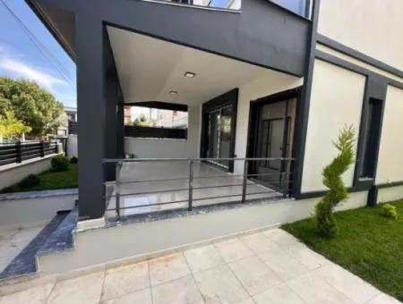 İzmir Seferihisar Payamlı Mah Denize 500 Mt 3+1 Trıbleks Yazlık