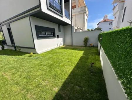 İzmir Seferihisar Payamlı Mah Denize 500 Mt 3+1 Trıbleks Yazlık