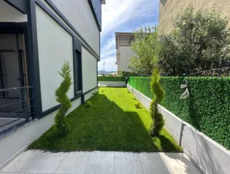 İzmir Seferihisar Payamlı Mah Denize 500 Mt 3+1 Trıbleks Yazlık