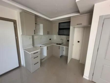 İzmir Seferihisar Payamlı Mah De Denize 500 Mt Satılık 2+1 Yazlık