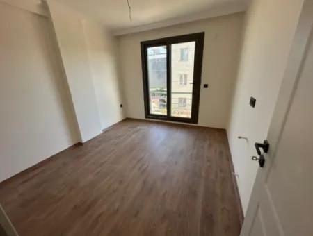 İzmir Seferihisar Payamlı Mah De Denize 500 Mt Satılık 2+1 Yazlık