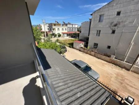İzmir Seferihisar Payamlı Mah De Denize 500 Mt Satılık 2+1 Yazlık