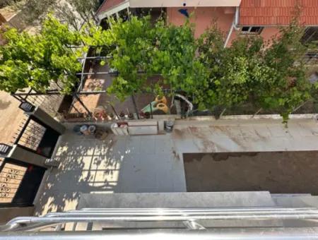 İzmir Seferihisar Payamlı Mah De Denize 500 Mt Satılık 2+1 Yazlık