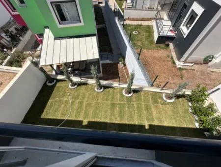 İzmir Seferihisar Payamlı Da  3+1 Bahçeli Satılık Yazlık