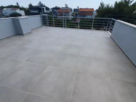 İzmir,Seferihisar,Payamlı’da 3+1 Havuzlu Site İçerisinde  Satılık Trıbleks Yazlık