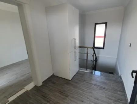 İzmir,Seferihisar,Payamlı’da 3+1  Satılık Trıbleks Yazlık Villa
