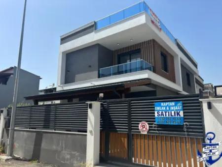 İzmir Seferihisar Payamlı Mah.de 3+1 Denize 400 Mt Ultra Lüks Satılık Yazlık
