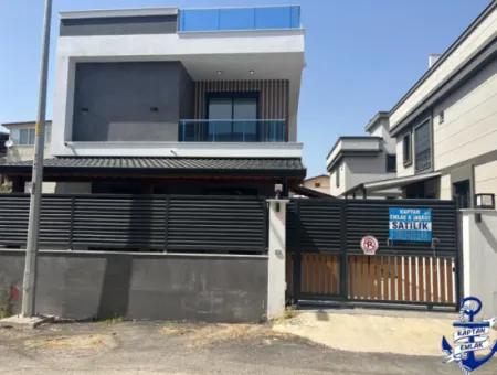 İzmir Seferihisar Payamlı Mah.de 3+1 Denize 400 Mt Ultra Lüks Satılık Yazlık