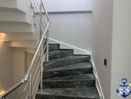İzmir Seferihisar Payamlı Mah.de 3+1 Denize 400 Mt Ultra Lüks Satılık Yazlık