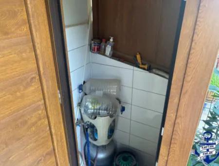 Ürkmezin En Gözde Yerinde Havuzlu Bahçeli Satılık 4+1 Villa
